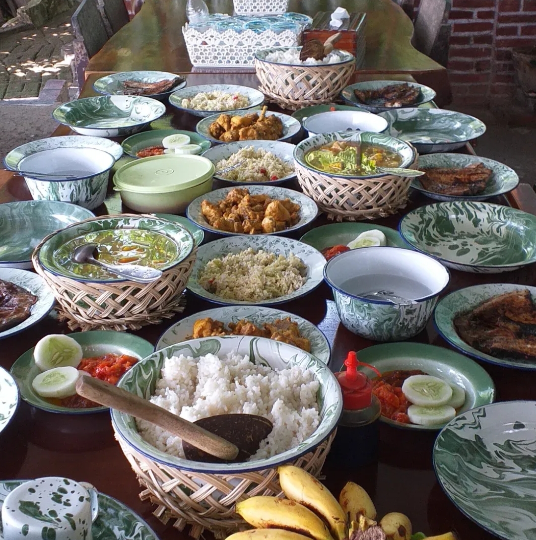 Saung Vespa Riolo