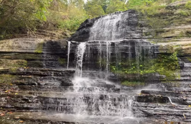 Air Terjun Sarang Burung