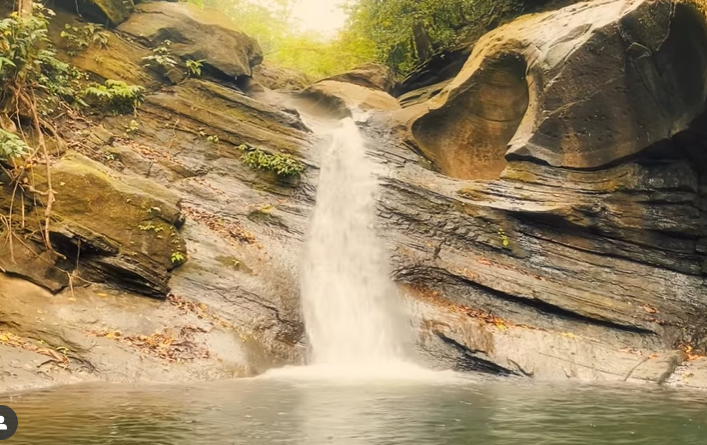 Air Terjun Lumanye