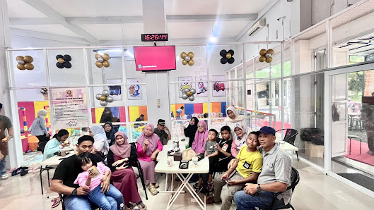 RAZHA CAFE