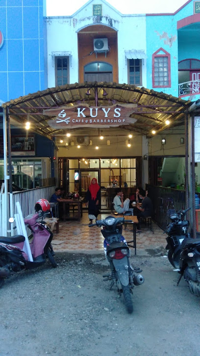 KUYS Cafe & Barbershop
